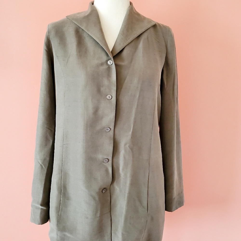 Eileen Fisher Silk Dark Gray  Button Down …